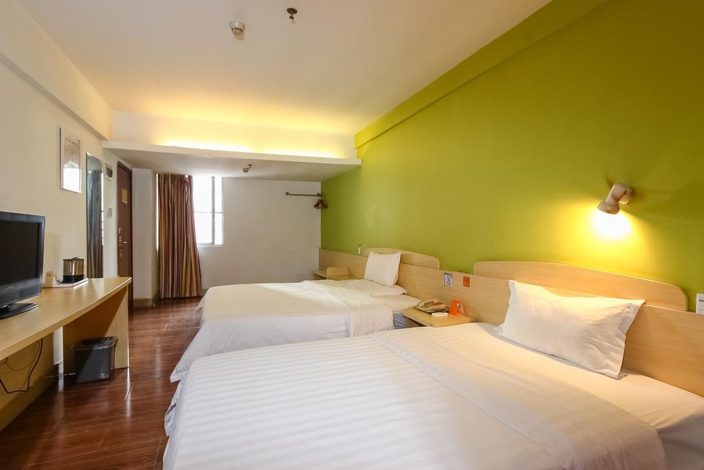7Days Inn Guangzhou Wuyang New Town Εξωτερικό φωτογραφία